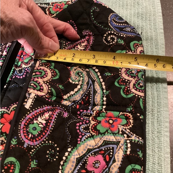 Vintage Vera Bradley crossbody. - Picture 7 of 8
